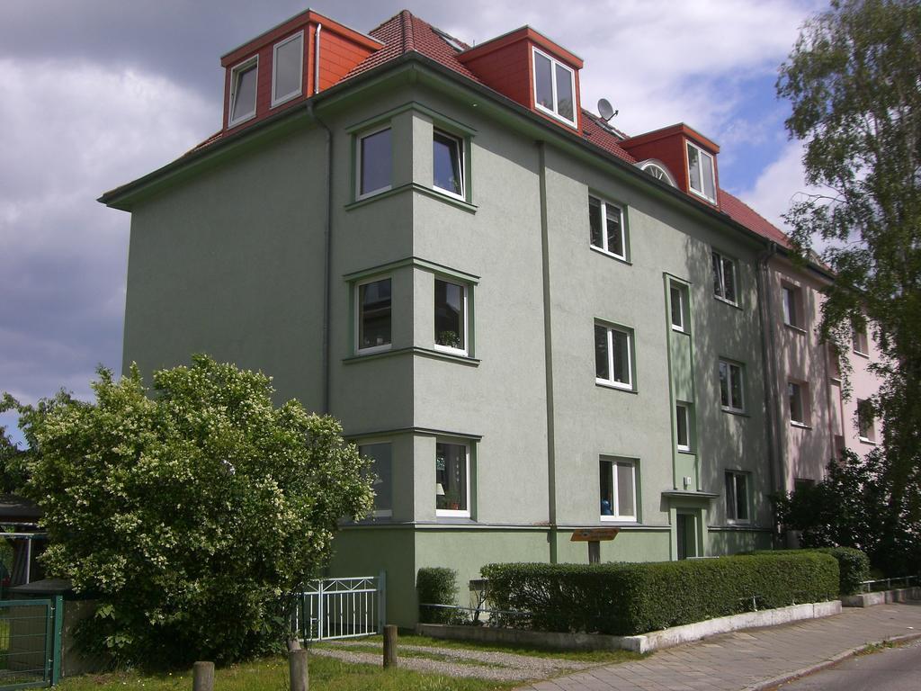 Haus Ostseeatoll Apartment Росток Екстериор снимка