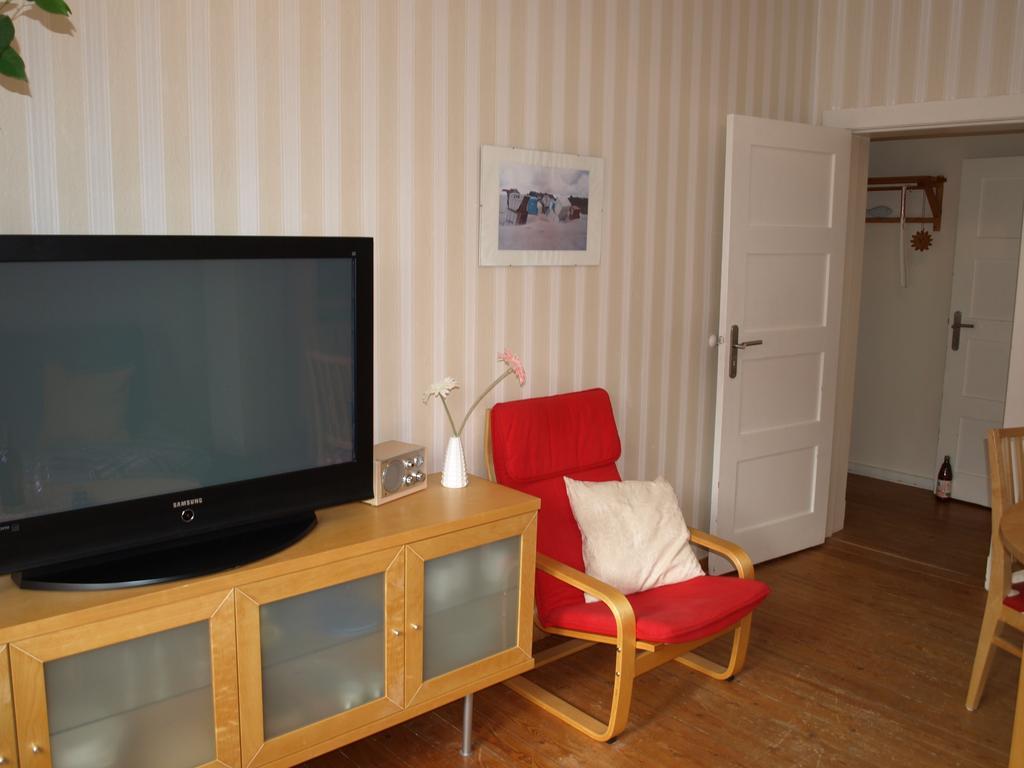 Haus Ostseeatoll Apartment Росток Екстериор снимка
