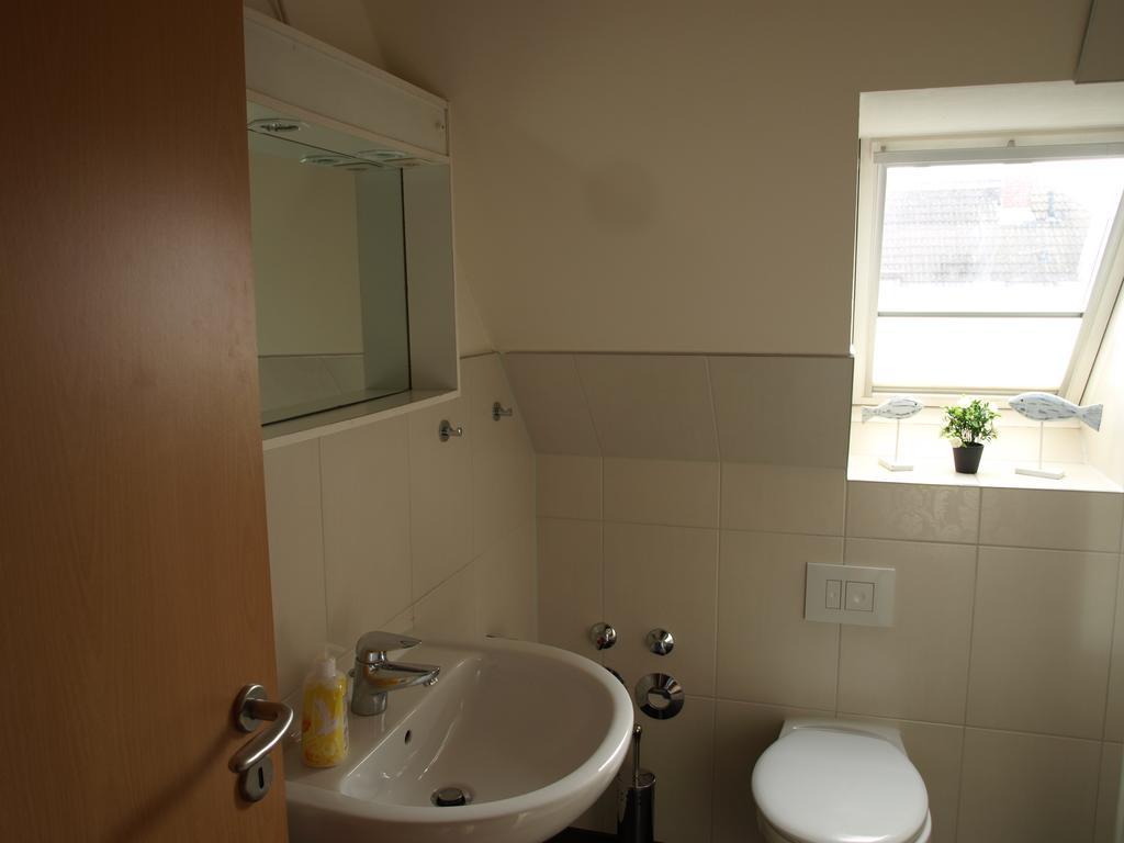 Haus Ostseeatoll Apartment Росток Екстериор снимка